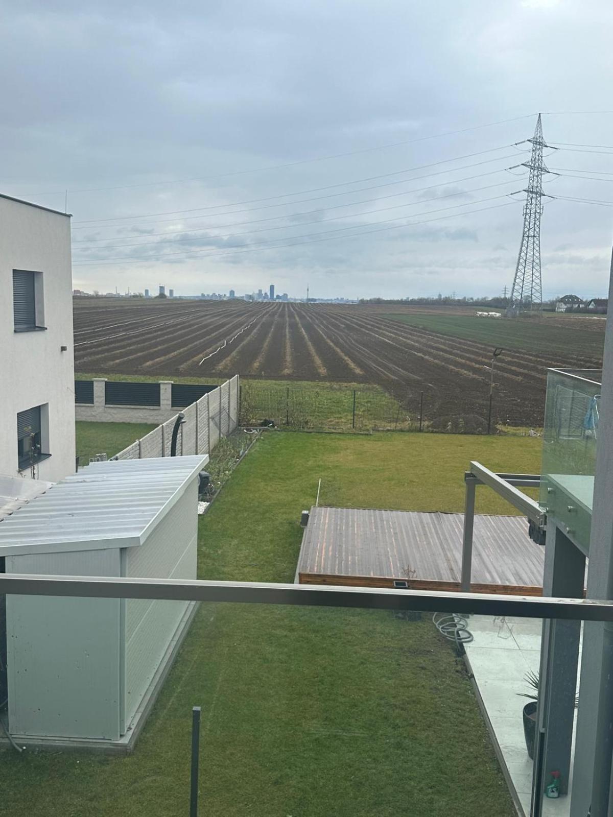 Villa Skyline-View Gerasdorf bei Wien Exterior foto